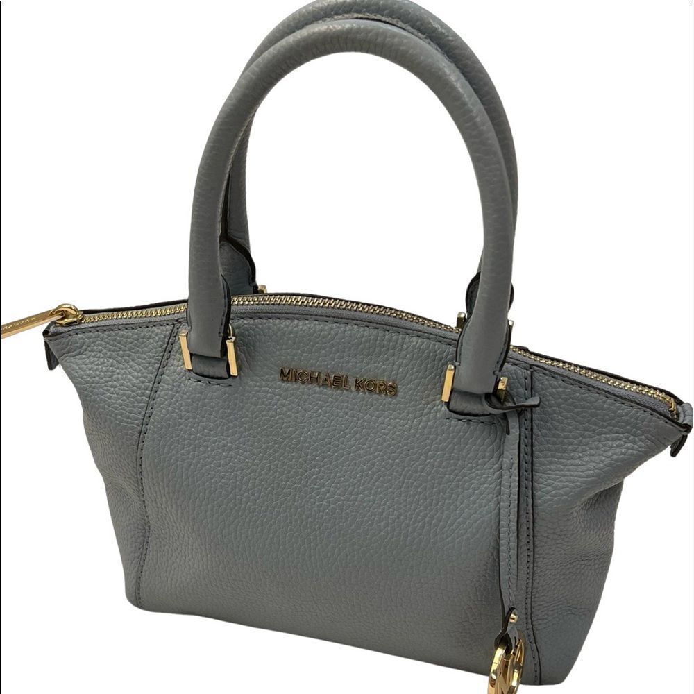 New without Tags Authentic MICHAEL Michael Kors Pebbled-Leather Satchel Sky Blue